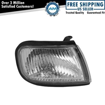 Right Corner Light Passenger Side Fits 1997-1999 Nissan Maxima NI2521125 - Image 1 of 3