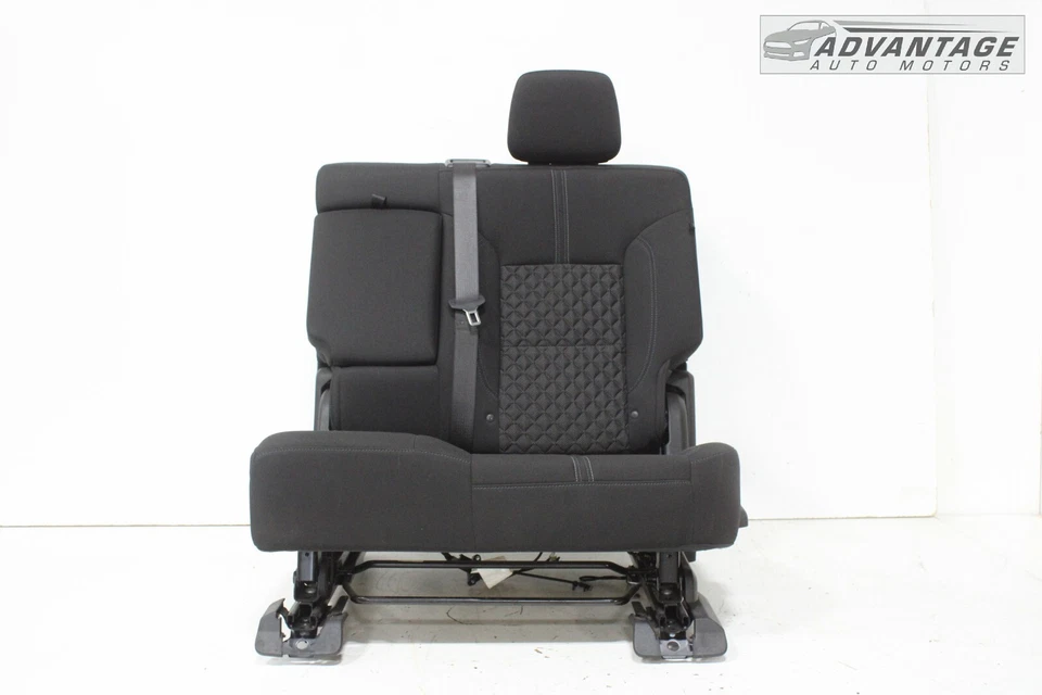 Chevrolet Blazer 2019-2023 lado trasero izquierdo segunda fila asientos con cinturón de seguridad OEM Foto 1 de 4