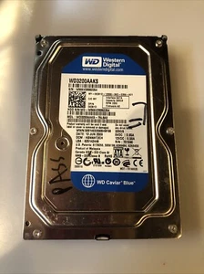 Western Digital 320GB Internal 7200RPM 3.5" (WD3200AAKS-75L9A0) HDD - Picture 1 of 4