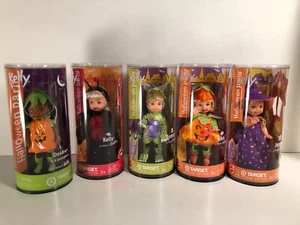 CONJUNTO de 5 Barbie KELLY FIESTA DE HALLOWEEN Deidre Kelly Tommy Nikki Jenny Nuevo en Caja - Imagen 1 de 5