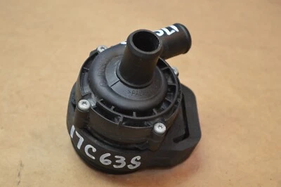 Mercedes Benz C63 S 2017 W205 AMG bomba de agua auxiliar 2118350064 Foto 1 de 4