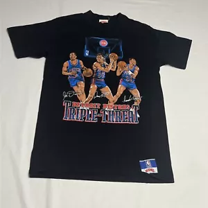T-shirt vintage noce moscata Detroit Pistons tripla minaccia Dennis Rodman taglia large anni 90 - Foto 1 di 9