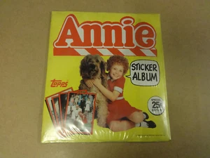 NEW & SEALED PANINI ALBUM COMPLETE WITH ALL STICKERS / ANNIE - Picture 1 of 2