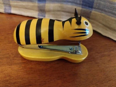 Cucitrice Spillatrice Pinzatrice vintage  - Immagine 1 di 4