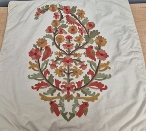 Pottery Barn Floral Crewel Embroidered Pillow Cover 20" X 20" Bird Branch 2010 - Picture 1 of 15