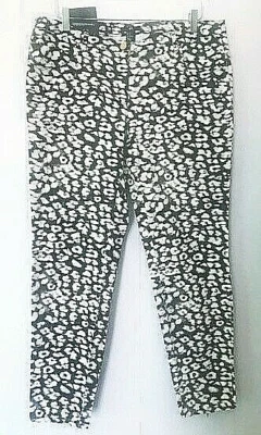 H&M Womens Black White Animal Print Low Rise Slim Jeans 14 NWT Ankle Zipper - Image 1 of 4