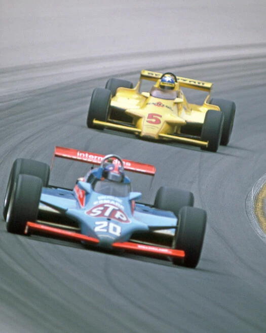 1982 STP Cosworth GORDON JOHNCOCK Glossy 8x10 Photo Indianapolis 500 Print - Image 1 of 1