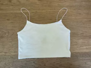 Camiseta sin mangas recortada de algodón GRANDE con logotipo blanco puro Victoria’s Secret ¡¡VS!!! - Imagen 1 de 2