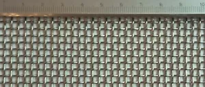 Edelstahl Drahtgewebe mit 2,5 mm Maschenweite, 1 mm Drahtstärke 7670mm x 410mm - Picture 1 of 2