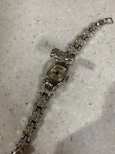 Vintage Geneva 17 Jewel Womens Watch Rhinestone Case And Band A8 Working 6” - Picture 1 of 4