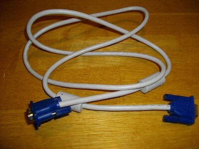 VGA-Kabel - Bild 1 von 3
