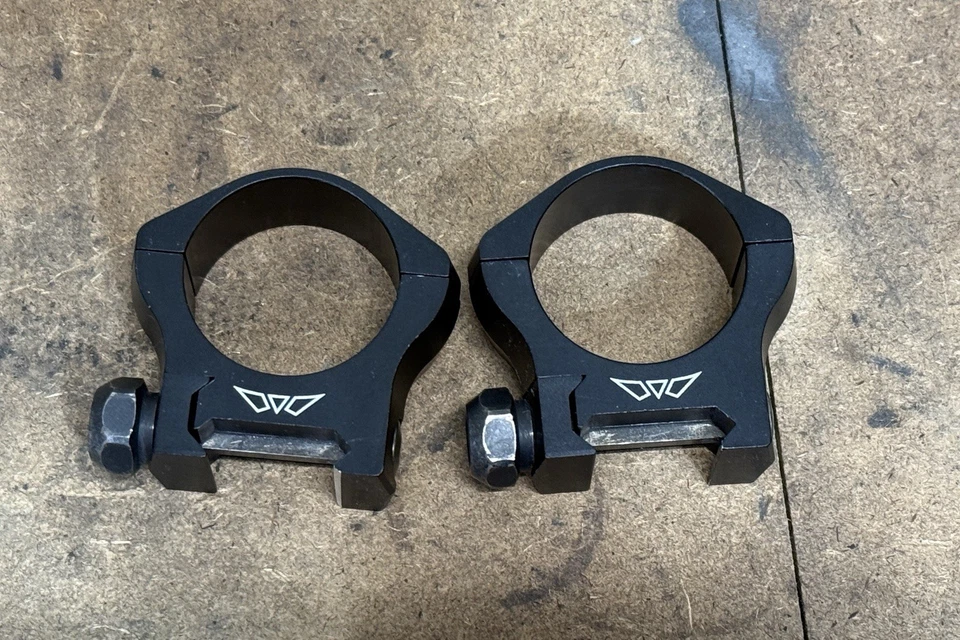 Warne 7213M 山地科技瞄准镜戒指 30 毫米哑光低 — 第 1/1 张图片