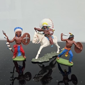 Vintage Britains Native American Indians Wild West Themed Bundle x 3 - Picture 1 of 13