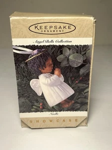 Hallmark Keepsake Showcase Noelle Christmas Ornament 1995 - Picture 1 of 6