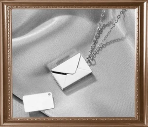 Medaillon Halskette Umschlag mit Buchstabe (gravierbar) Silber; 20" Kette; Geschenk NEU - Bild 1 von 11