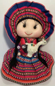 Vintage~Bambola di stoffa messicana/sudamericana~abbigliamento culturale~mamma con bambini e lama - Foto 1 di 12