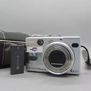 Sony Digital Camera Cybershot DSC-V1 5.0MP Silver Tested - Picture 1 of 8