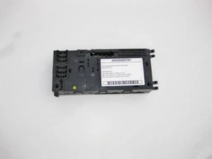 Mercedes-Benz  A0025452701 SAM block fuse block C-Class W202 CLK C208 E-Class... - Picture 1 of 4