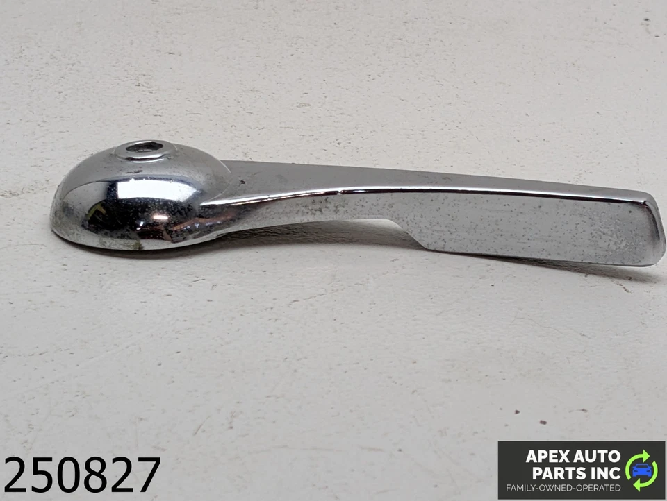 OEM 1985 Jaguar XJS 4.2L Seat Adjustment Lever - Image 1 of 4