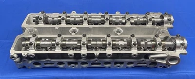 Toyota Supra 3.0 7MGTE MK3 7MGE Turbo Cylinder Head. Foto 1 de 4