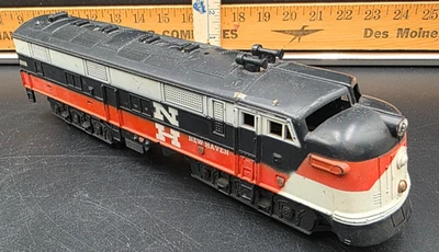 Locomotora diésel vintage Marx 2002 Railroad New Haven SIN PROBAR Foto 1 de 4