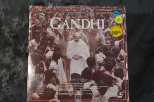 Laserdisc GANDHI Ben Kingsley Candice Bergen Edward Fox W/ FAST FREE SHIPPING - Picture 1 of 6