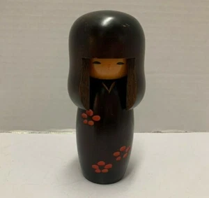 Vintage Japanese KOKESHI Wooden Doll 5" tall No Maker's Mark Dot Floral Kimono - Picture 1 of 9