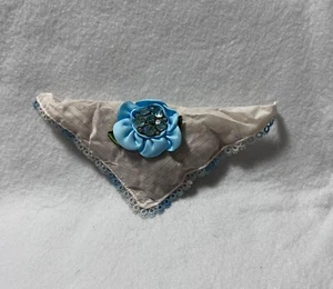 Sachet Vanilla Triangle Shaped w/Flower Rhinestones NEW GWP - Picture 1 of 4