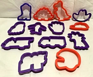 Ausstechformen Kinder Thema Dinosaurier, Hüte, Spielzeug, Cowboy Menge 13 Ausstechformen - Bild 1 von 5