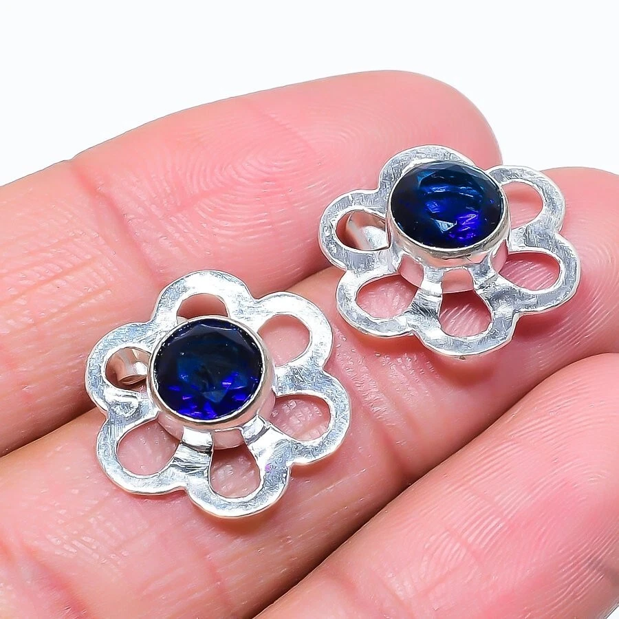 Tanzanite Gemstone Handmade 925 Starling Silver Jewelry Stud Earring Sz 0.99 - Image 1 of 1