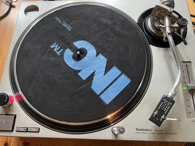 Technics SL-1200 MK2 Quartz Direct Drive Turntable. No Reserve - Image 1 of 4