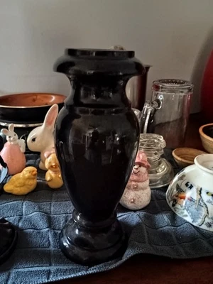 Gedenk-/Friedhofsvase aus schwarzem poliertem Granit - Bild 1 von 3