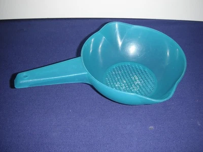 Tupperware  Goldregen Sieb Handsieb Küchenhelfer grün - Bild 1 von 4
