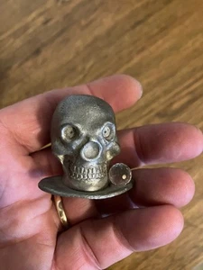 Estatuillas de peltre fino miniatura de colección de colección esqueleto calavera - Imagen 1 de 3