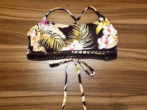 Xhilaration - Womens Juniors' Floral Crochet Trim Bralette Bikini Top - Size L - Picture 1 of 2