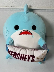 ZURU Snackles Series 2 Shark & Hershey (Cookies n’ Cream) 14″ Plush - Picture 1 of 6