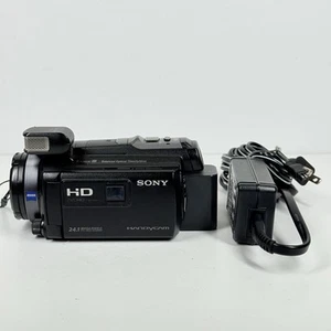 Sony Handycam HDR-PJ810 32gb 24.5MP Built in Projector + 16GB MC Tested - Picture 1 of 24