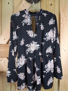 Aeropostale Romper Women's Medium Long Sleeve Shorts Floral Black - Picture 1 of 4