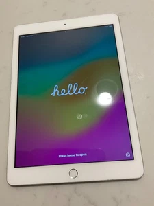 Apple iPad 6th Generation A1893 32GB Wi-Fi  Silver in Apple Case Bundle VGC - Picture 1 of 8