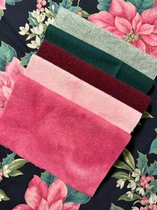 Invierno Poinsettia paquete de lana teñida a mano y molino vintage y tela floral - Imagen 1 de 5