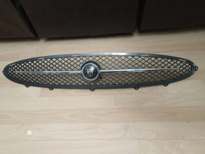 2007 2008 2009 JAGUAR XK GRADE FRONTAL SUPERIOR - Imagem 1 de 4