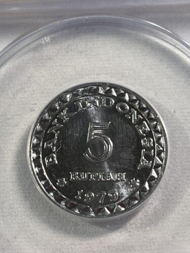 Picture 1 of 4