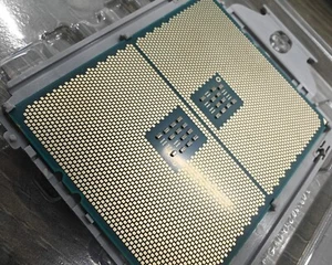 AMD EPYC 7713 100-000000344 64 CORE 2.0GHZ SP3 CPU PROCESSOR - DELL LOCKED - Picture 1 of 3