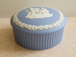 Wedgwood Blue Jasperware Lidded Jar Trinket Vanity Dish Jewelry Box with Lid - Picture 1 of 10