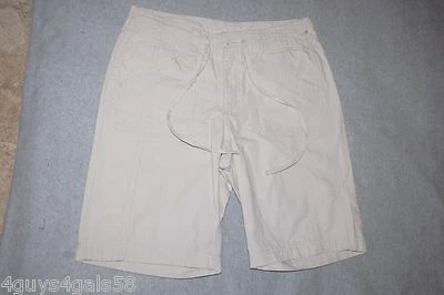 SHORTS BERMUDAS BEIGE MARFIL PARA MUJER Riders by Lee 4 BOLSILLOS Talla 10 Foto 1 de 2