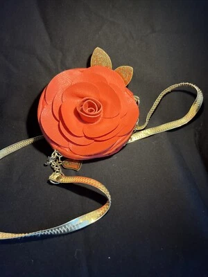 Cartera Rosa La Bella y la Bestia de Disney Foto 1 de 4