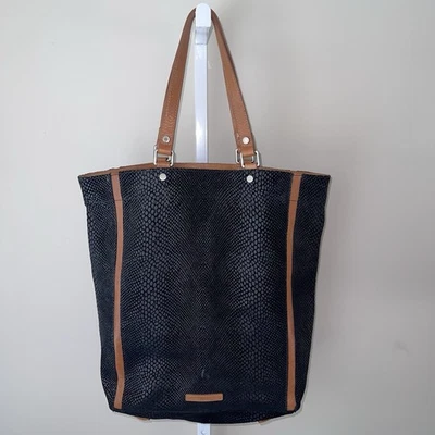 Bolso de Mano BCBGMAXAZRIA Negro Cuero Sintético Repujado con Borde Marrón Cartera de Hombro Foto 1 de 4