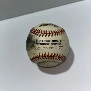 Pelota de béisbol oficial de cuero Rawlings de la Liga Nacional recuerdo tal vez juego usada - Imagen 1 de 4