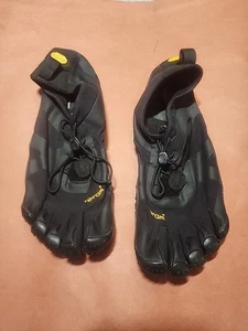 Vibram FiveFingers 14M0701 Size 11-11.5 KSO EVO Training Shoes Black EU46 - Picture 1 of 7