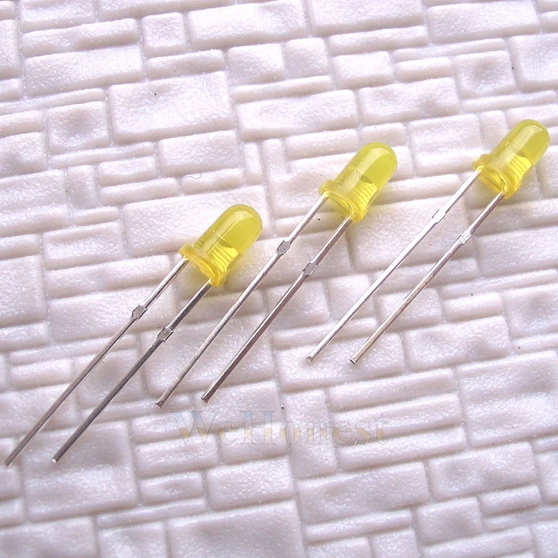 20 x Light Emitting Diode LEDs 3mm Yellow + free resistors - Image 1 of 1